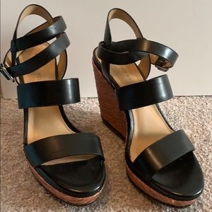 Antonio Melani Sean Wedge size 8